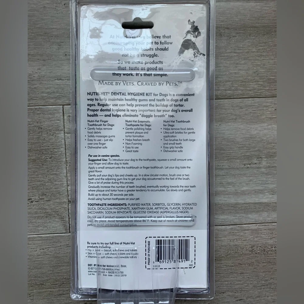 Dog dental hygiene kit NWT